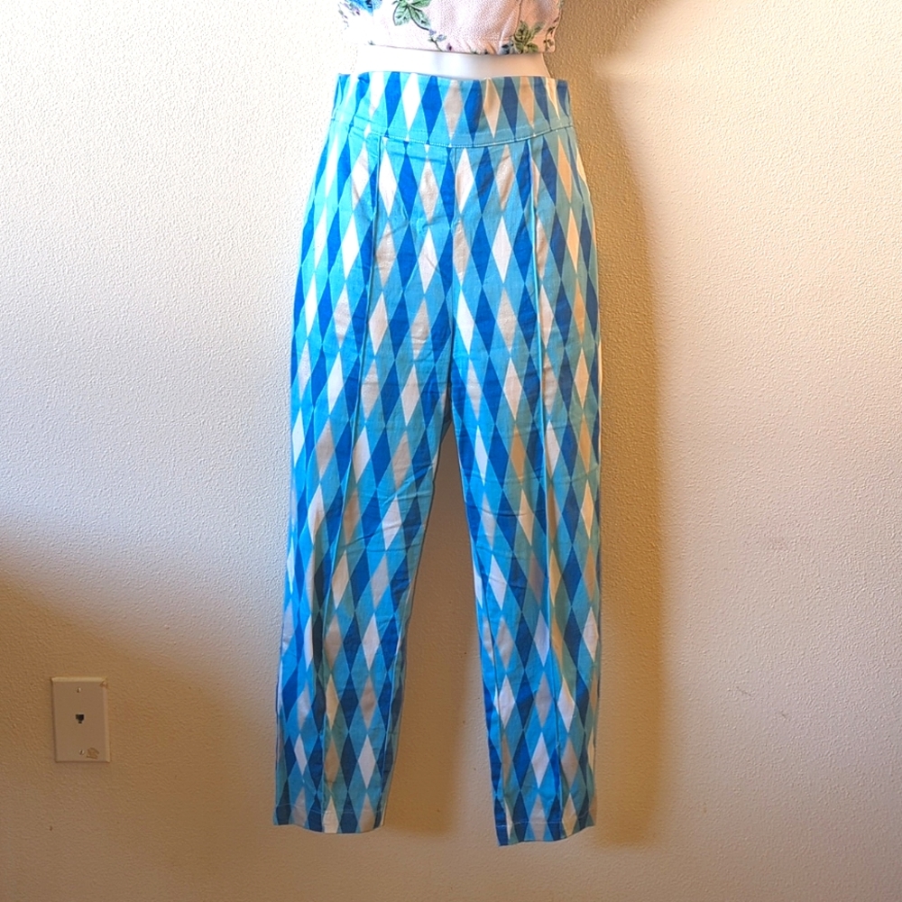 Laura Byrnes California High Waist Cropped Trousers in Blue Sky Harlequin